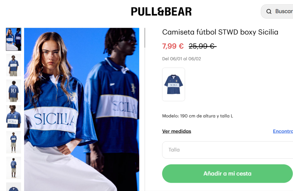 Camiseta de fútbol STWD Boxy Sicilia en la página de la marca de Inditex, Pull&Bear